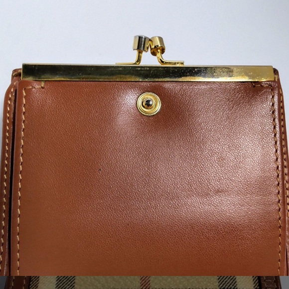 Burberry Kisslock Compact wallet - Picture 9 of 9